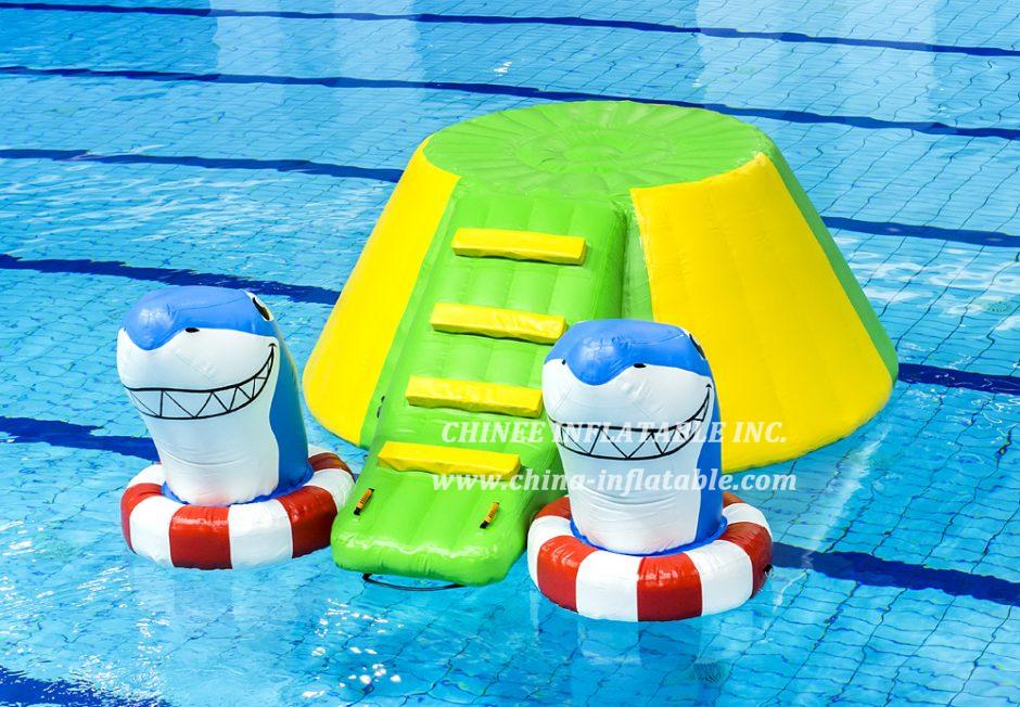 WG1-015 Shark Inflatable Floating Water Sport Park Game For Pool