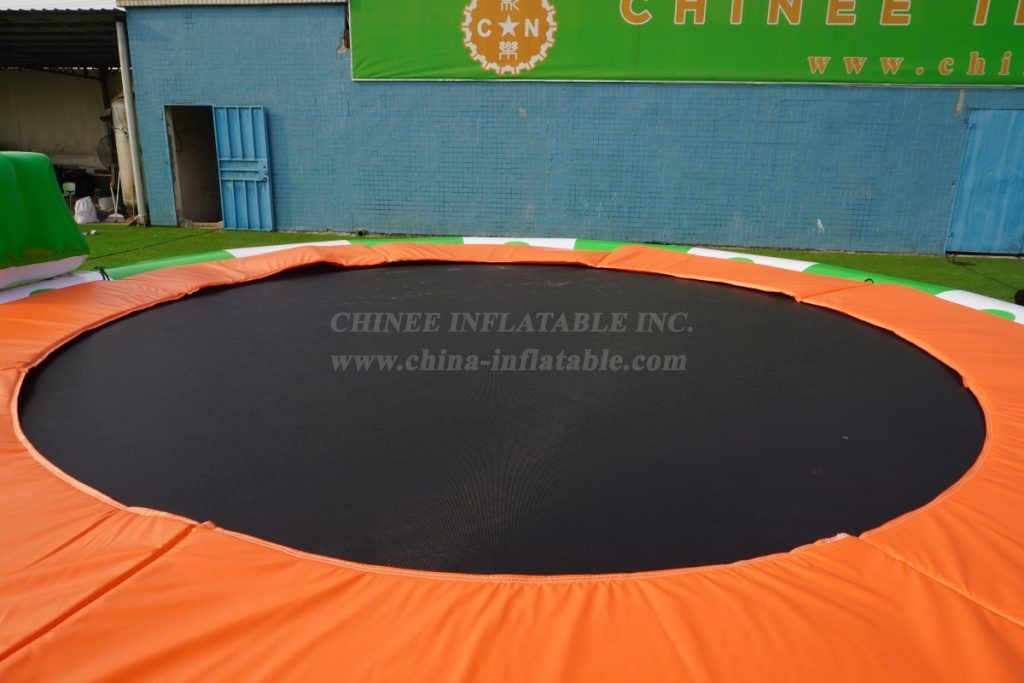 T10-106 Water Sport Games Trampoline