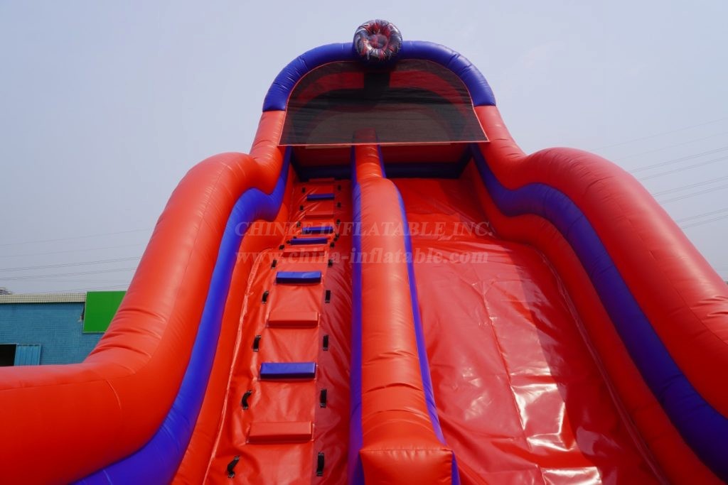 T8-4243 Spider-Man Inflatable Slide